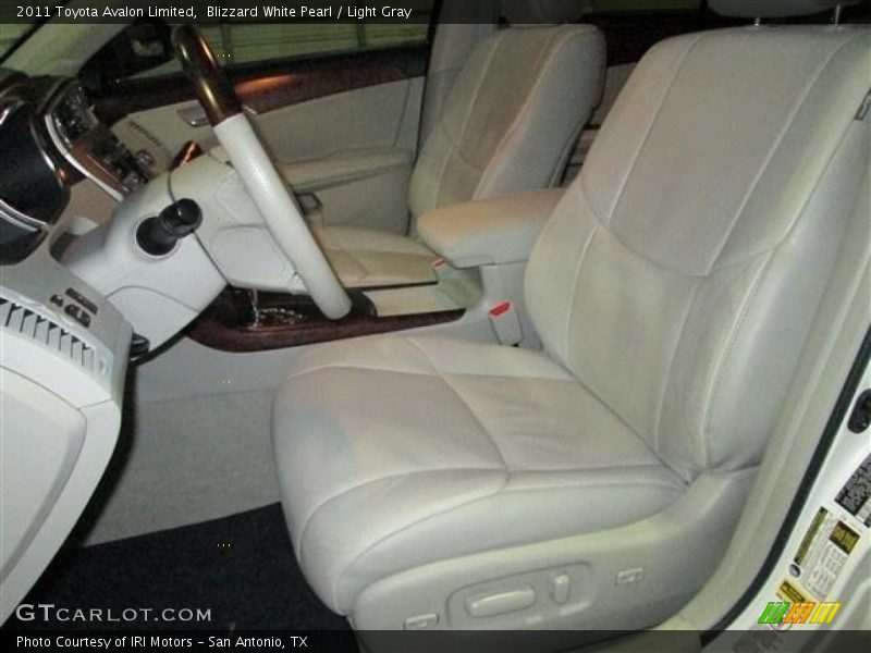 Blizzard White Pearl / Light Gray 2011 Toyota Avalon Limited