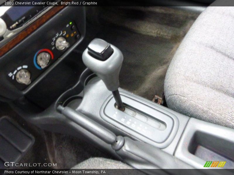 Bright Red / Graphite 2000 Chevrolet Cavalier Coupe