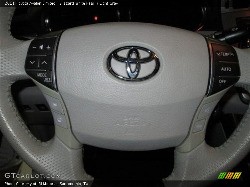 Blizzard White Pearl / Light Gray 2011 Toyota Avalon Limited