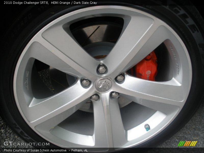 2010 Challenger SRT8 Wheel