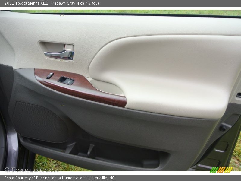 Predawn Gray Mica / Bisque 2011 Toyota Sienna XLE