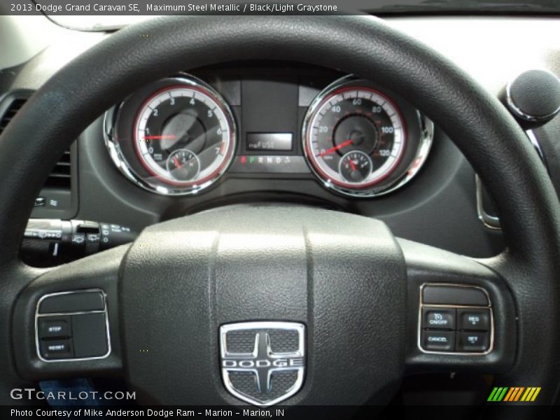 Maximum Steel Metallic / Black/Light Graystone 2013 Dodge Grand Caravan SE