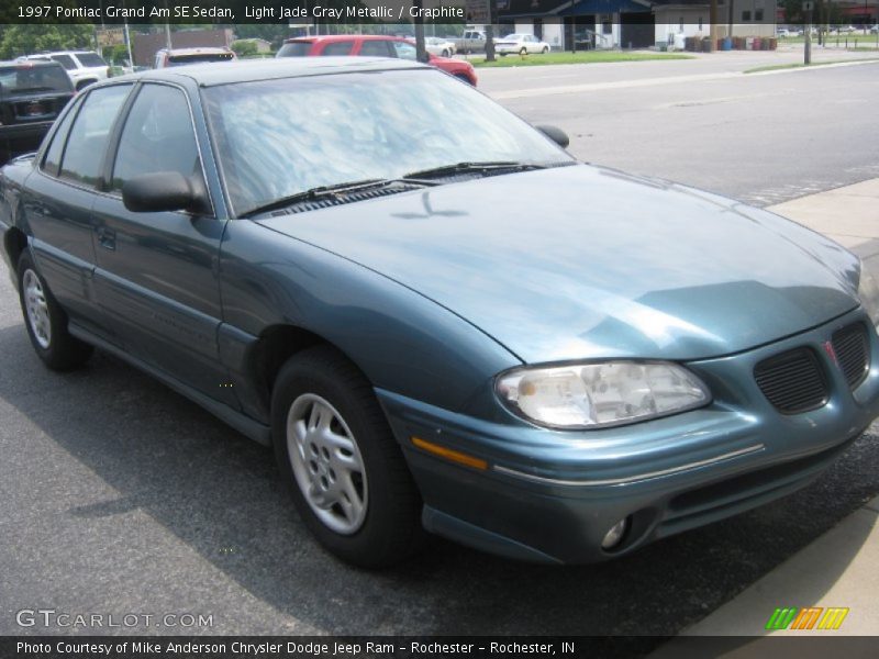 Light Jade Gray Metallic / Graphite 1997 Pontiac Grand Am SE Sedan