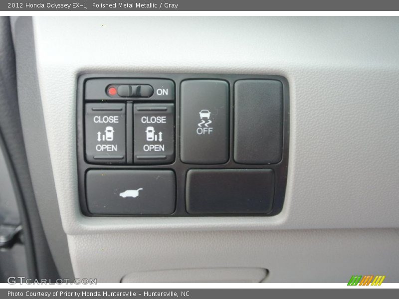 Polished Metal Metallic / Gray 2012 Honda Odyssey EX-L