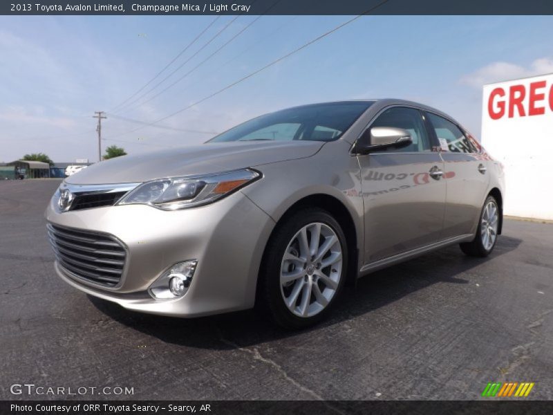 Champagne Mica / Light Gray 2013 Toyota Avalon Limited