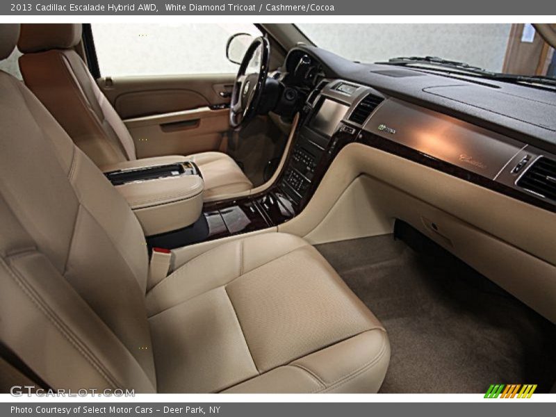  2013 Escalade Hybrid AWD Cashmere/Cocoa Interior