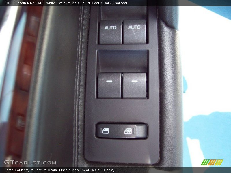 White Platinum Metallic Tri-Coat / Dark Charcoal 2012 Lincoln MKZ FWD