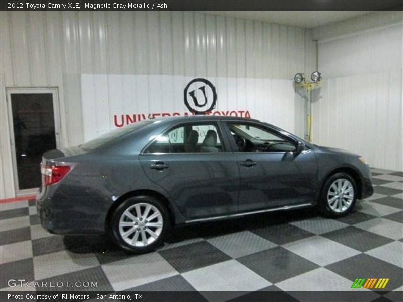 Magnetic Gray Metallic / Ash 2012 Toyota Camry XLE