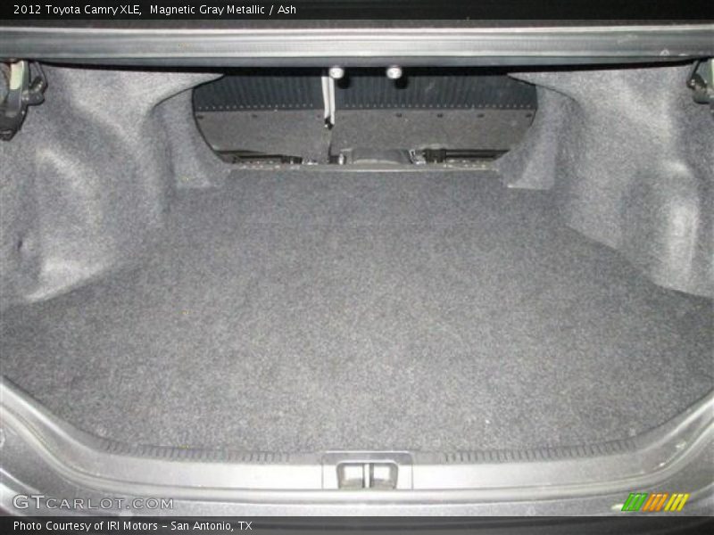 Magnetic Gray Metallic / Ash 2012 Toyota Camry XLE