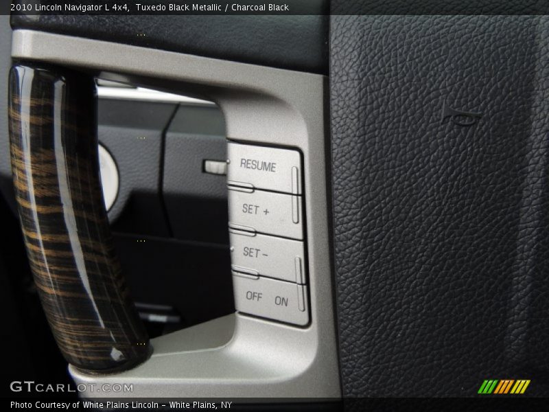 Controls of 2010 Navigator L 4x4