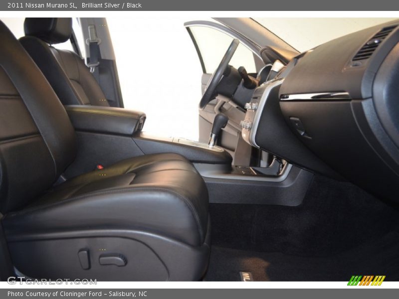 Brilliant Silver / Black 2011 Nissan Murano SL