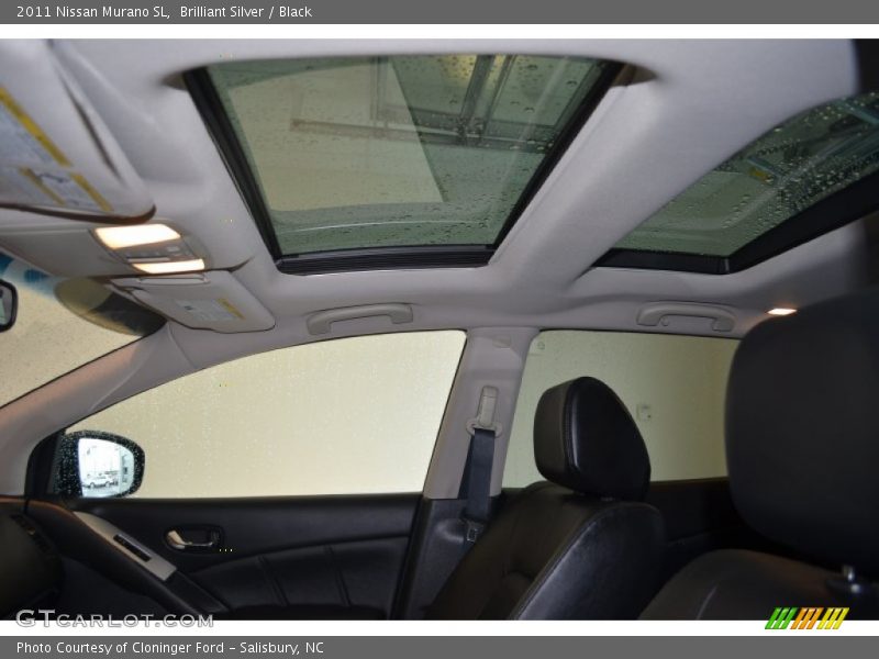 Brilliant Silver / Black 2011 Nissan Murano SL