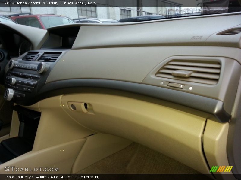 Taffeta White / Ivory 2009 Honda Accord LX Sedan
