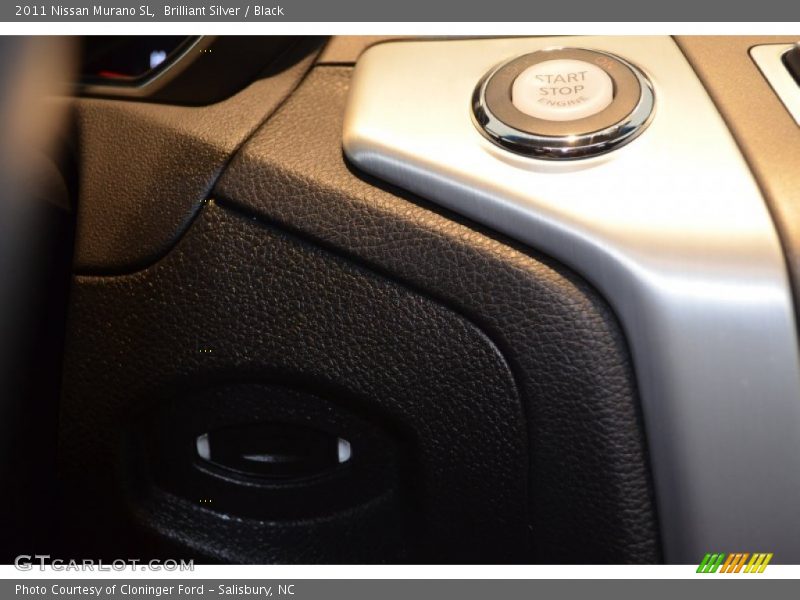 Brilliant Silver / Black 2011 Nissan Murano SL