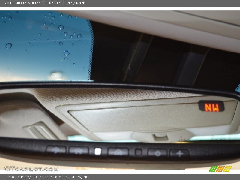 Brilliant Silver / Black 2011 Nissan Murano SL