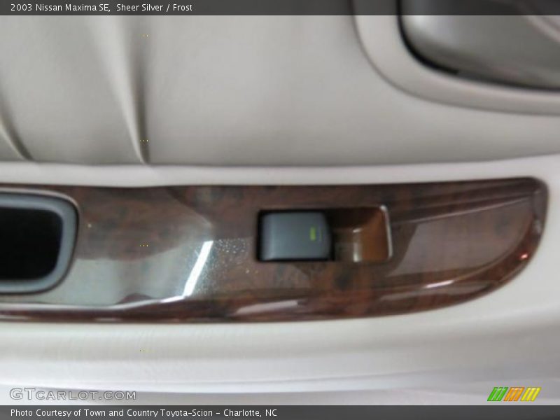 Sheer Silver / Frost 2003 Nissan Maxima SE