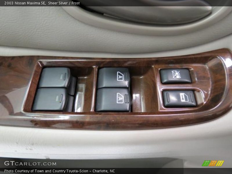 Sheer Silver / Frost 2003 Nissan Maxima SE