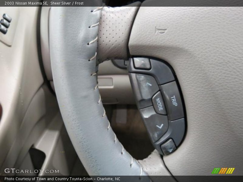 Controls of 2003 Maxima SE