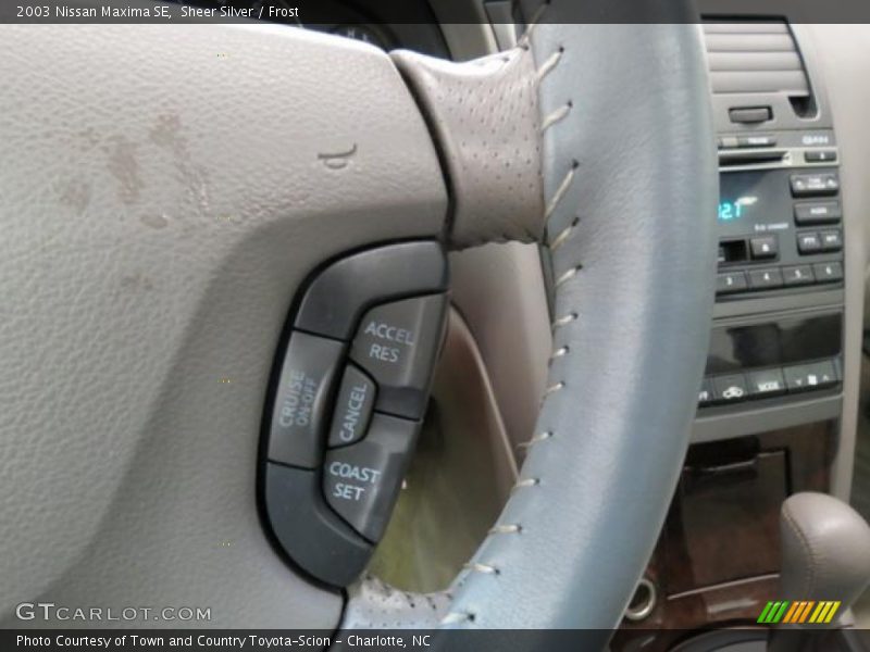Controls of 2003 Maxima SE