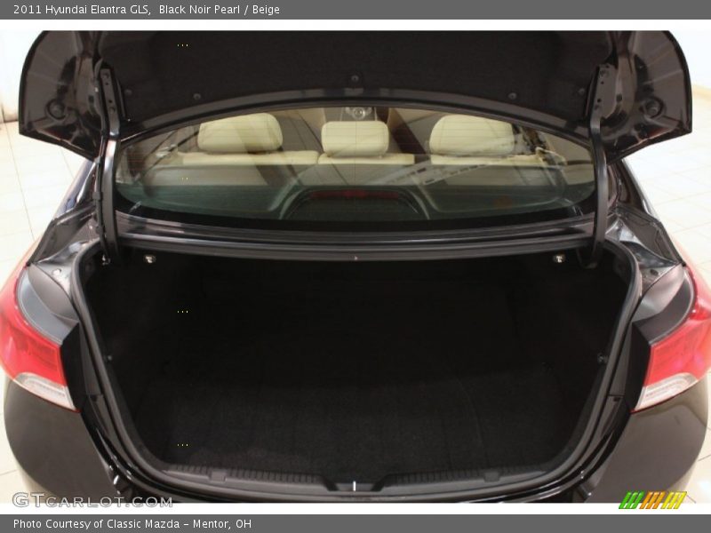 Black Noir Pearl / Beige 2011 Hyundai Elantra GLS