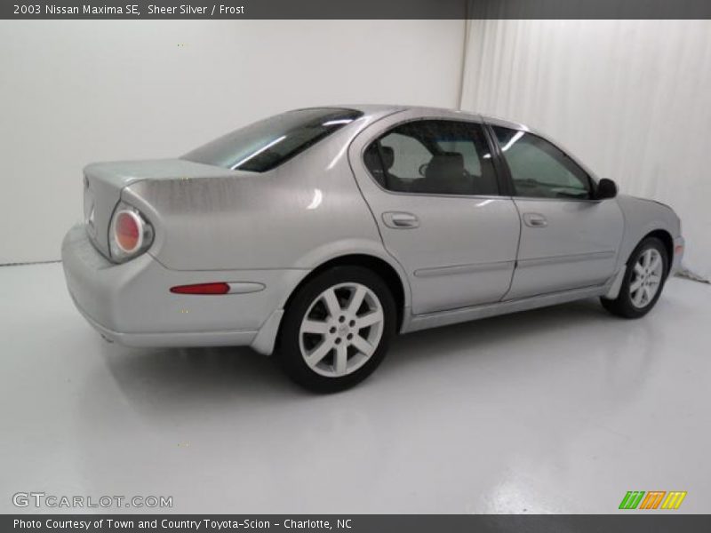 Sheer Silver / Frost 2003 Nissan Maxima SE
