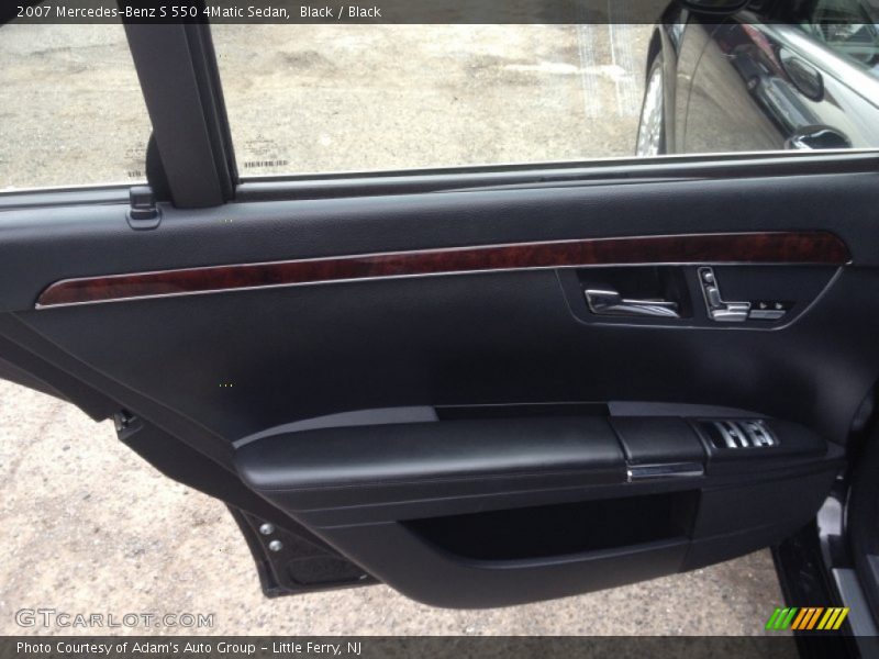 Black / Black 2007 Mercedes-Benz S 550 4Matic Sedan