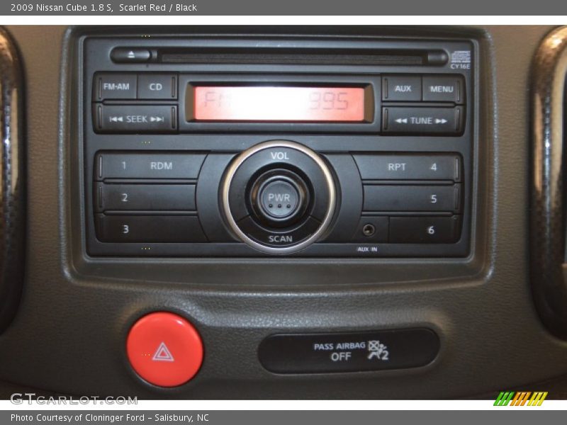 Scarlet Red / Black 2009 Nissan Cube 1.8 S