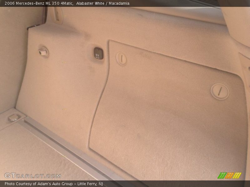 Alabaster White / Macadamia 2006 Mercedes-Benz ML 350 4Matic