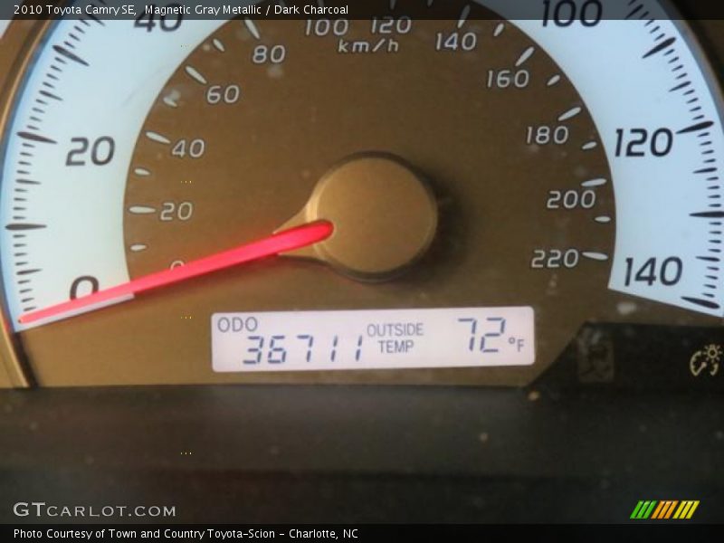 Magnetic Gray Metallic / Dark Charcoal 2010 Toyota Camry SE
