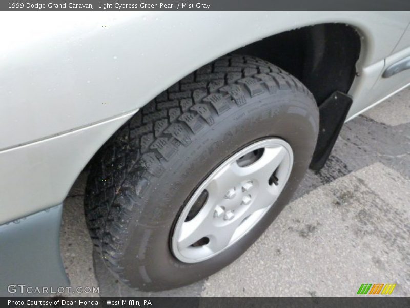 Light Cypress Green Pearl / Mist Gray 1999 Dodge Grand Caravan