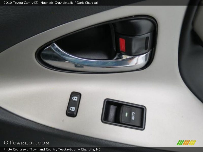 Magnetic Gray Metallic / Dark Charcoal 2010 Toyota Camry SE