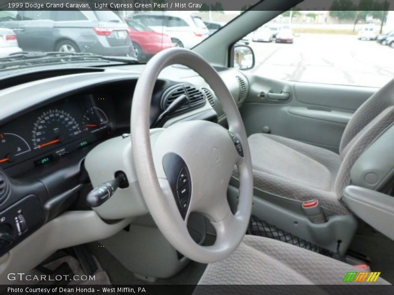 Light Cypress Green Pearl / Mist Gray 1999 Dodge Grand Caravan