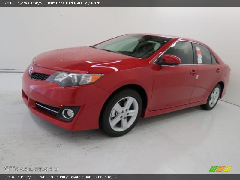 Barcelona Red Metallic / Black 2013 Toyota Camry SE