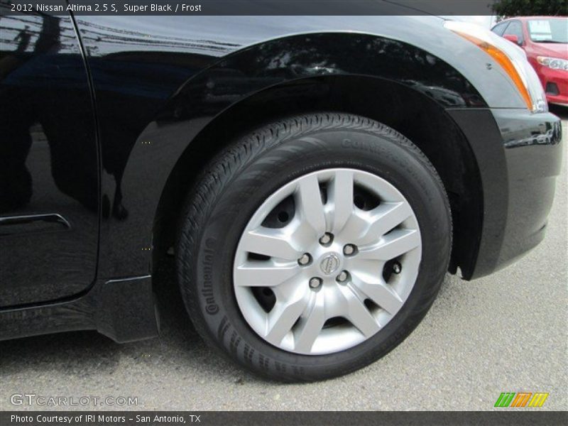 Super Black / Frost 2012 Nissan Altima 2.5 S