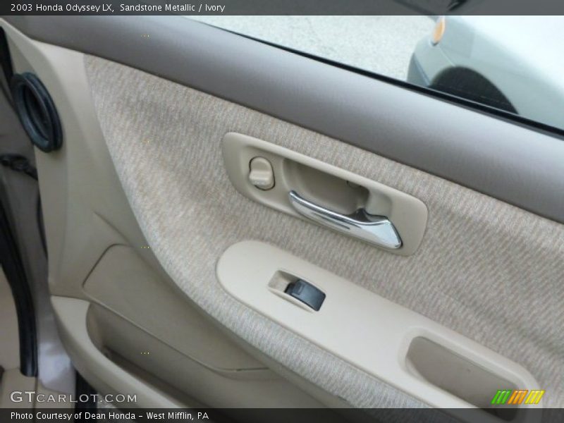 Sandstone Metallic / Ivory 2003 Honda Odyssey LX