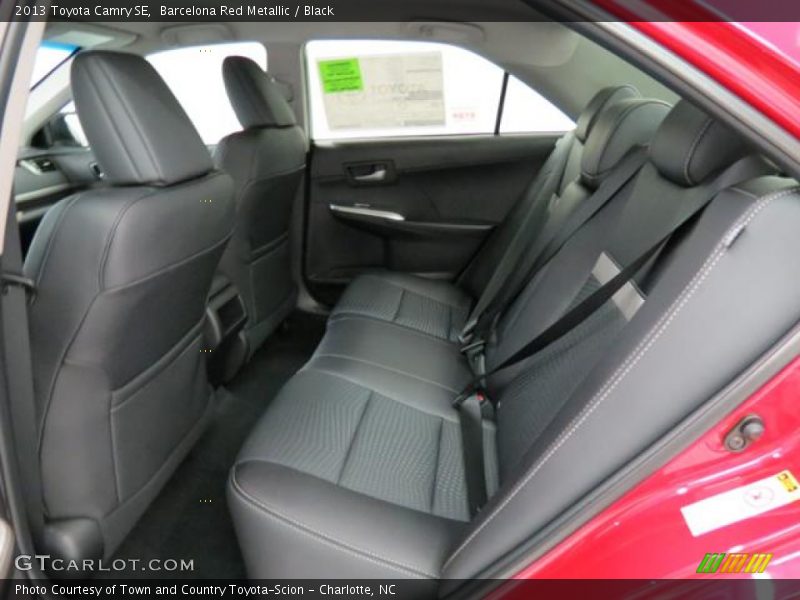 Barcelona Red Metallic / Black 2013 Toyota Camry SE