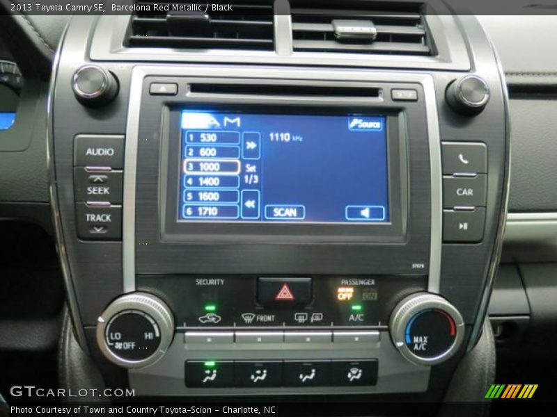 Controls of 2013 Camry SE