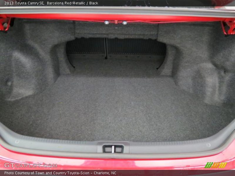 Barcelona Red Metallic / Black 2013 Toyota Camry SE