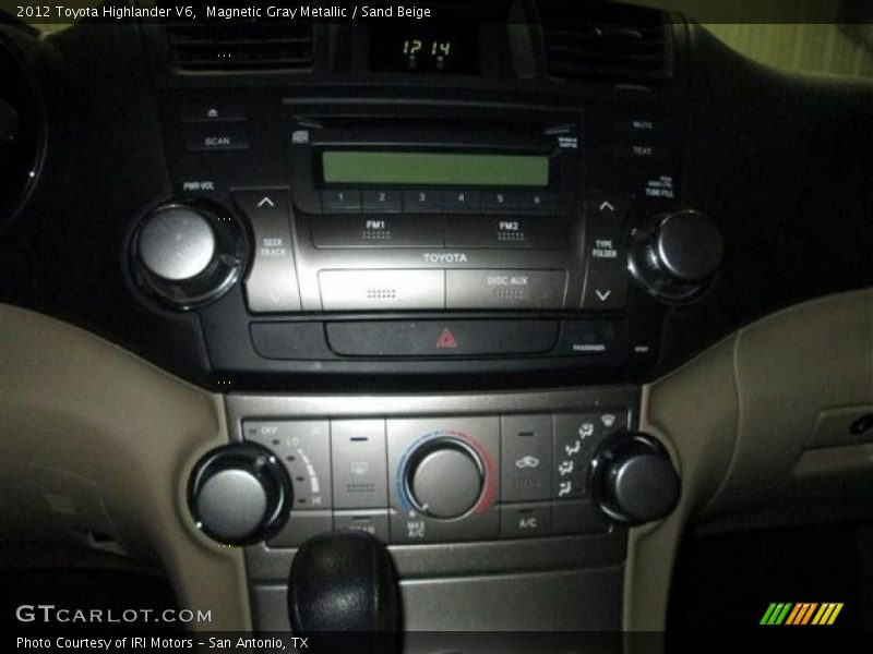 Magnetic Gray Metallic / Sand Beige 2012 Toyota Highlander V6