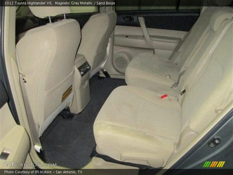 Magnetic Gray Metallic / Sand Beige 2012 Toyota Highlander V6