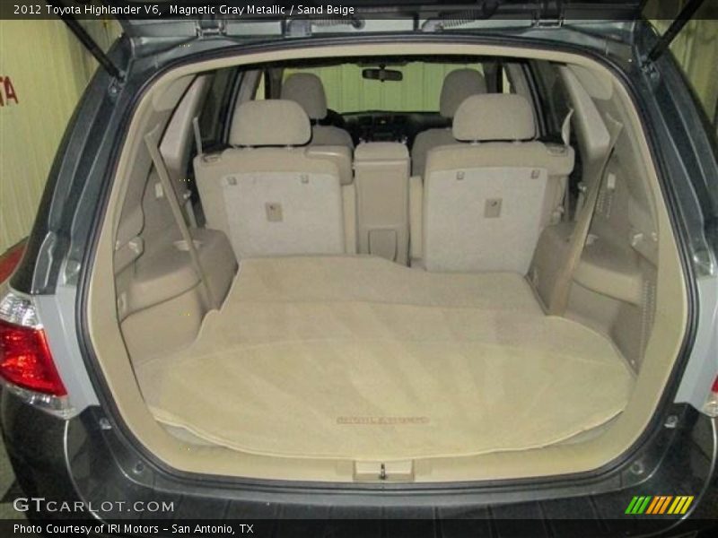 Magnetic Gray Metallic / Sand Beige 2012 Toyota Highlander V6