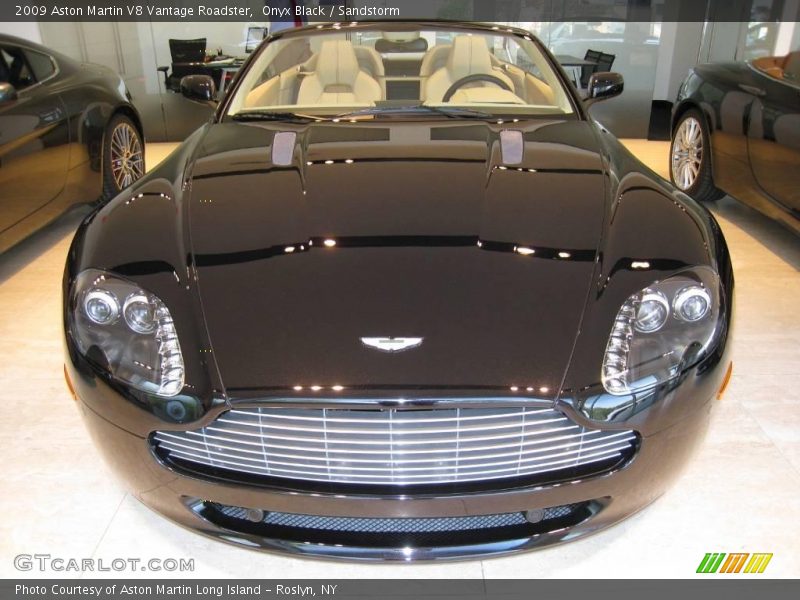 Onyx Black / Sandstorm 2009 Aston Martin V8 Vantage Roadster