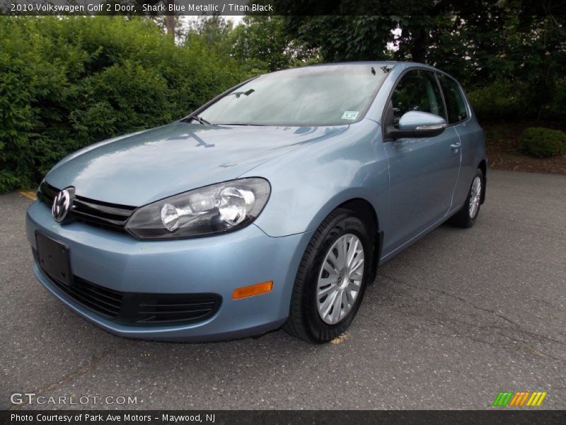Front 3/4 View of 2010 Golf 2 Door