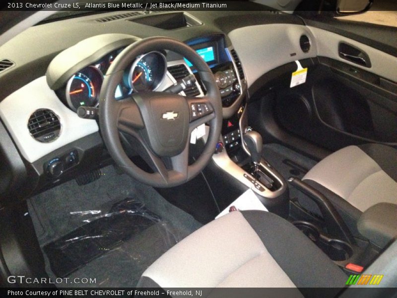Atlantis Blue Metallic / Jet Black/Medium Titanium 2013 Chevrolet Cruze LS