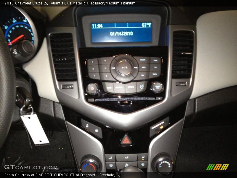 Atlantis Blue Metallic / Jet Black/Medium Titanium 2013 Chevrolet Cruze LS