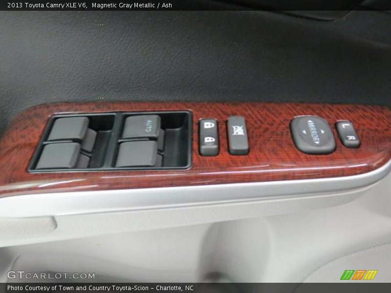 Magnetic Gray Metallic / Ash 2013 Toyota Camry XLE V6