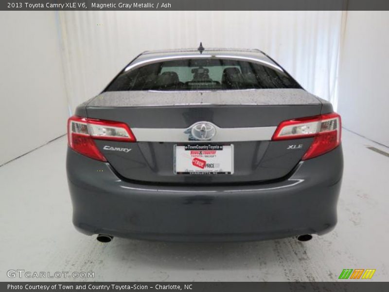 Magnetic Gray Metallic / Ash 2013 Toyota Camry XLE V6