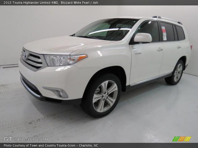 Blizzard White Pearl / Ash 2013 Toyota Highlander Limited 4WD