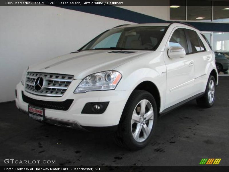 Arctic White / Cashmere 2009 Mercedes-Benz ML 320 BlueTec 4Matic