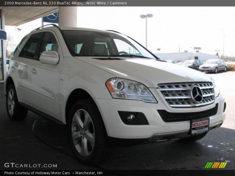 Arctic White / Cashmere 2009 Mercedes-Benz ML 320 BlueTec 4Matic